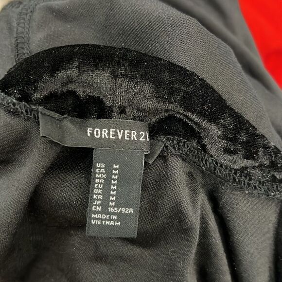 FOREVER 21 BLACK DRESS SZ MEDIUM HIGH NECK LONG SLEEVE MINI SLIT SIDE VELVET - Picture 7 of 11